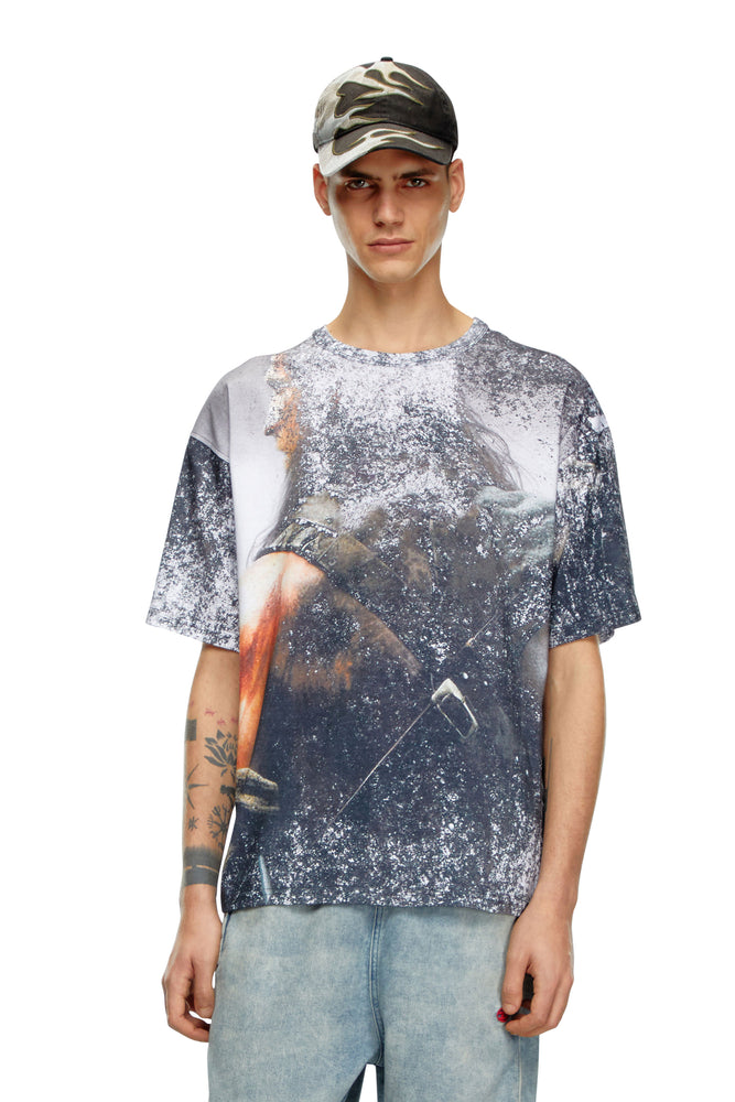 T-shirt with movie poster print-- Chenille Blend Fleece Blend Nylon Blend