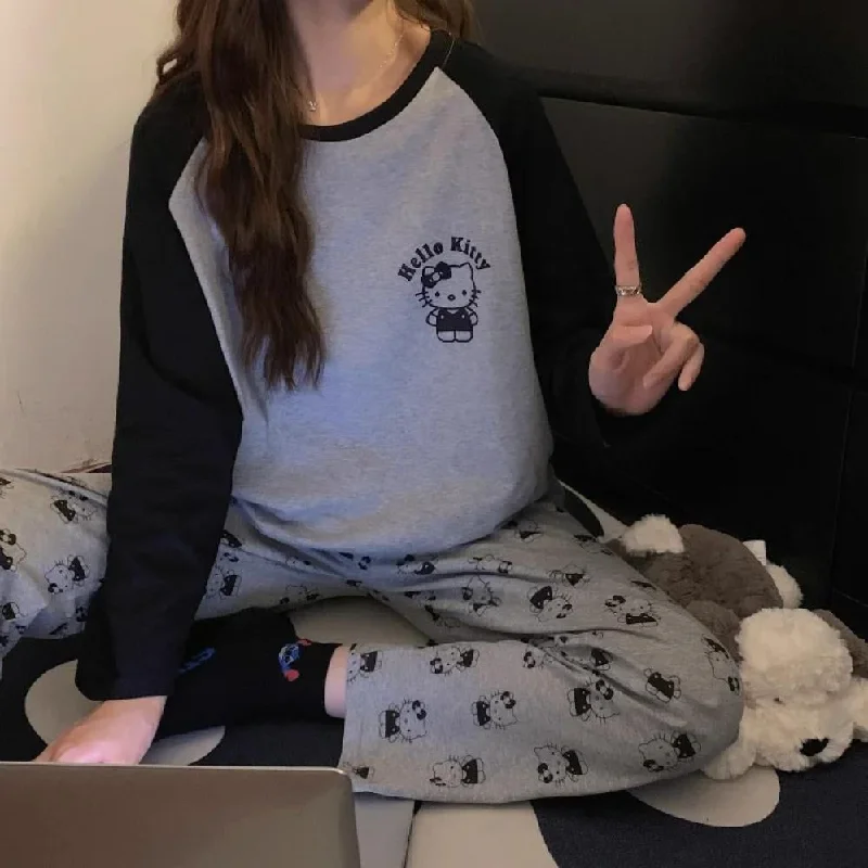 Women's Hello Kitty Pajamas Neck T-shirt Long Pants 533698 S-- Elegant Classic Vintage