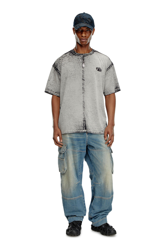 Burnout T-shirt with Oval D logo-- Thin T-Shirt Open Front Quick Dry
