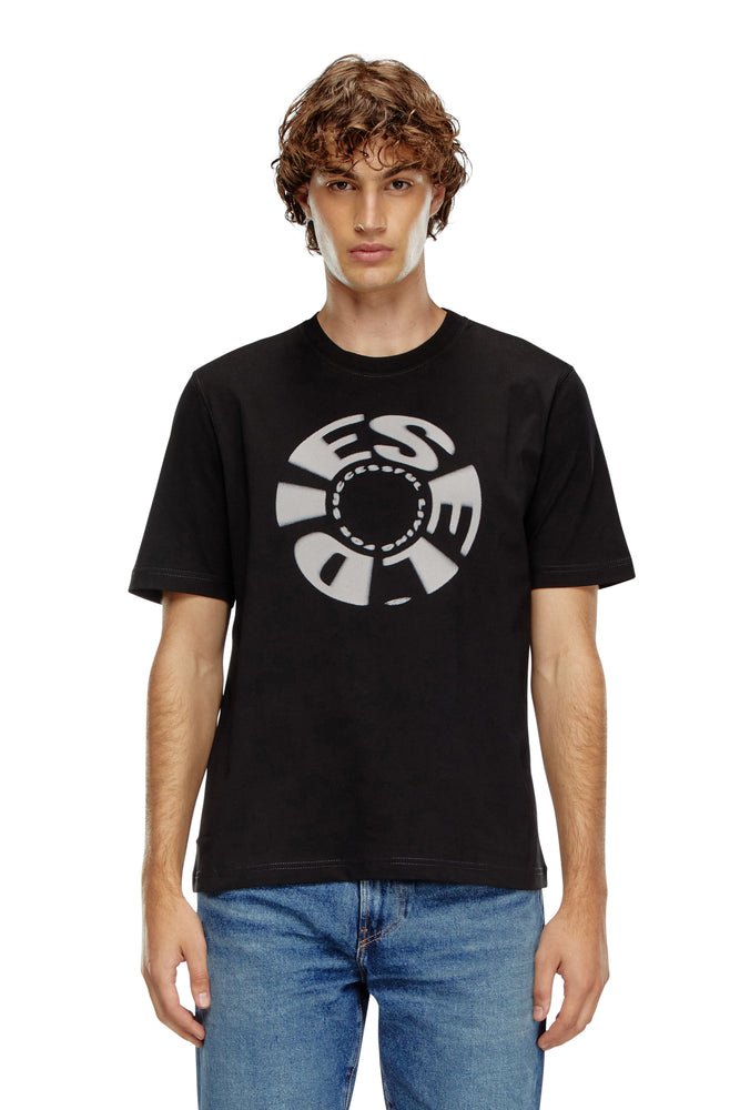 T-Shirt With Flocked Logo Graphic-- Welt Pockets Slit Pockets