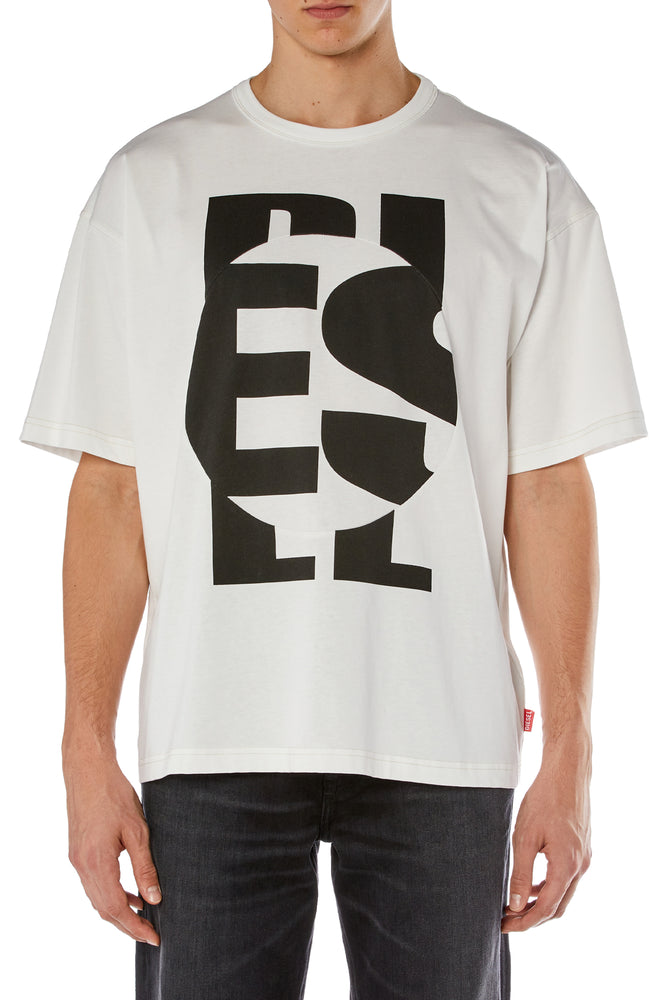 Logo T-Shirt With Circular Inlay-- Jersey Fabric Tulle Fabric Batik Fabric
