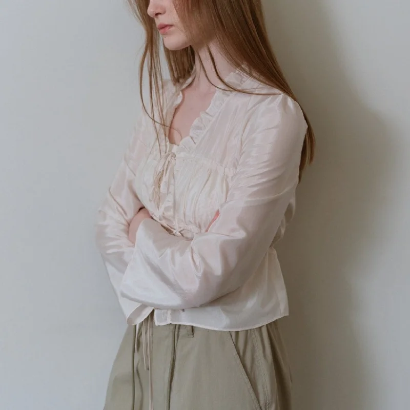 Frill blouse Versatile Layering Blouse