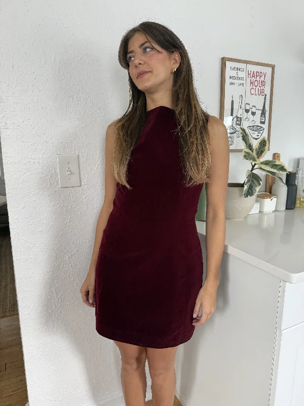 Sofie the Label Kiara Velvet High Neck Mini Dress (Burgundy) Trendy Button-Detail Mini Dress Sofie the Label Kiara Velvet High Neck Mini Dress (Burgundy) Trendy Button-Detail Mini Dress