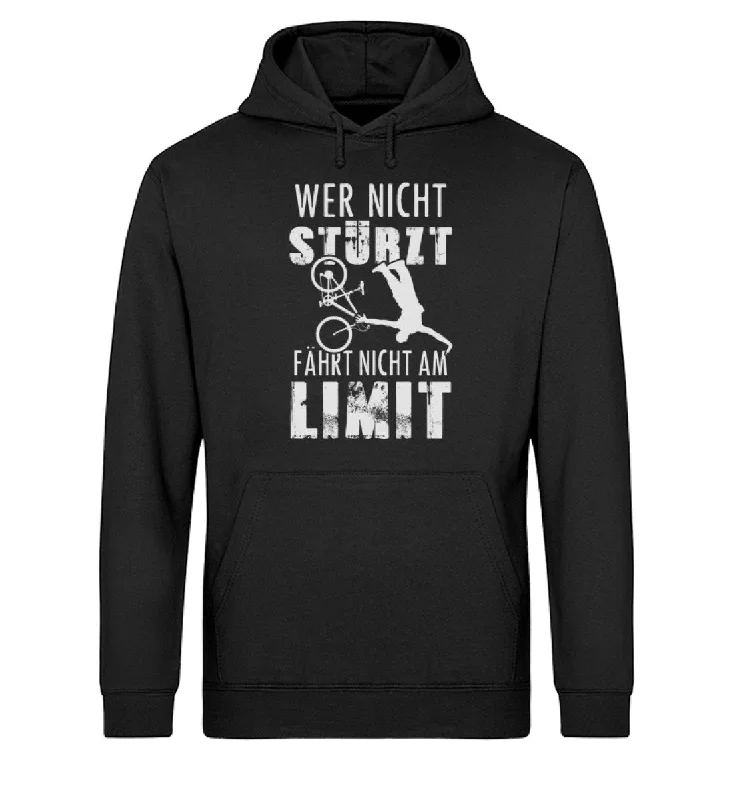 Wer nicht stürzt - fährt nicht am Limit - Unisex Organic Hoodie Hoodie with Mock Neck Collared Structured Wer nicht stürzt - fährt nicht am Limit - Unisex Organic Hoodie Hoodie with Mock Neck Collared Structured