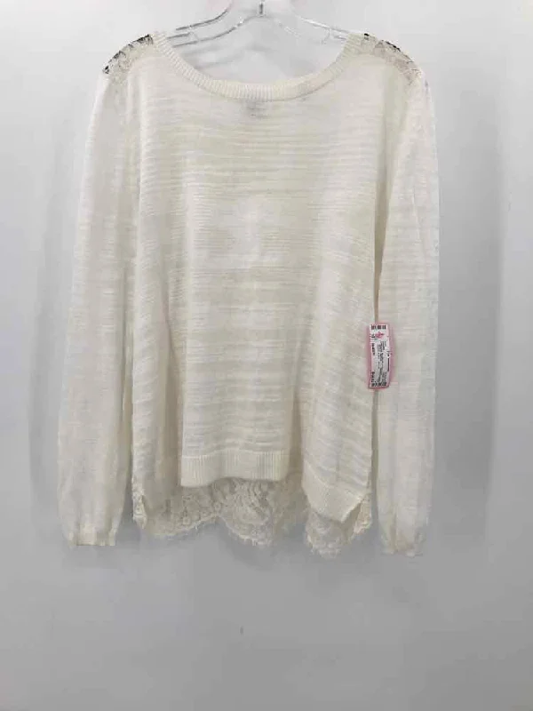 Pre-Owned Cabi Ivory Size Medium Sweater Tailored Straight A-Line