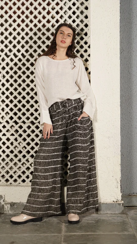 Akari Linen Blend Pant in Onyx Comfy Cargo Trousers