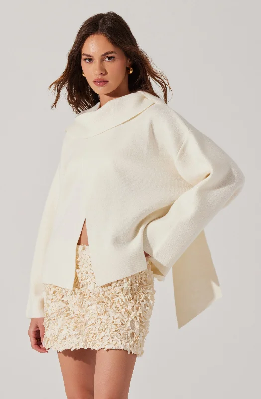Saffira Scarf Sweater Graphic Sweater Embroidered Appliqued