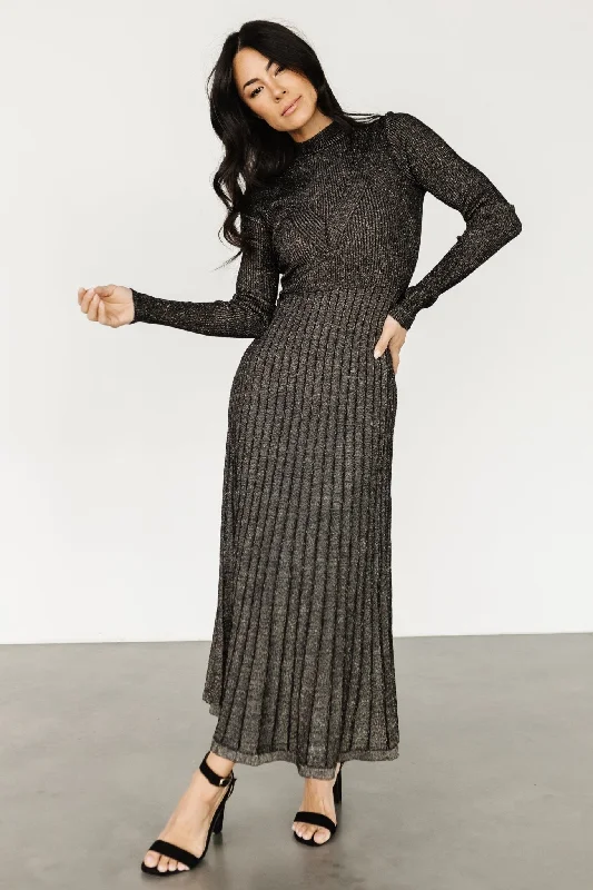 Jamelia Pleated Sweater Dress | Black + Gold Striped Floral Plaid