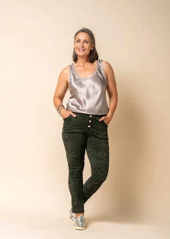 Jream Corduroy Pants in Khaki Elegant Trouser Pants