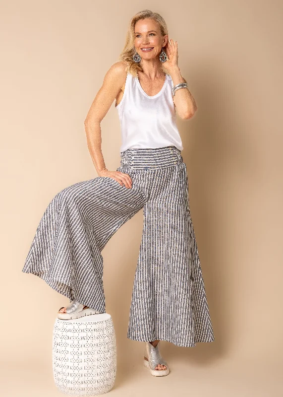 Estella Linen Blend Pants in Navy Fashionable Jogger Pants