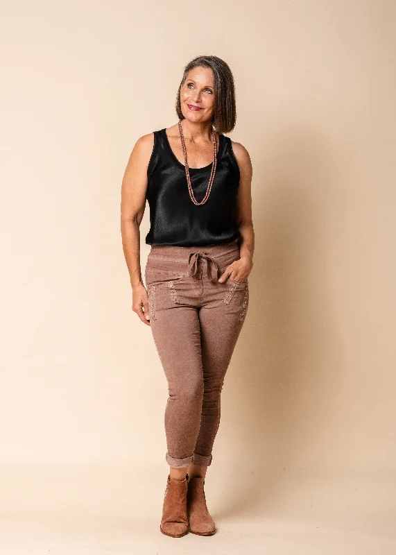 Irene Pants in Nutmeg Elegant High-Waist Pants