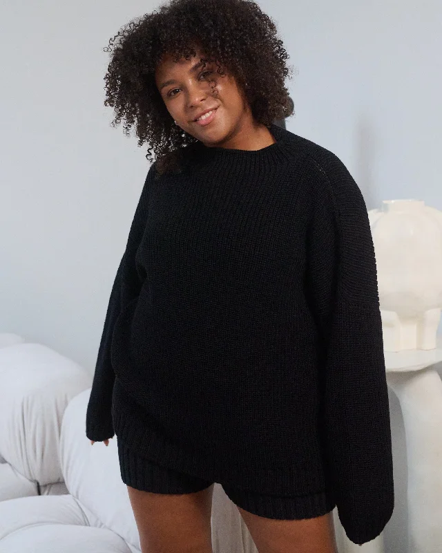 Laumės Merino Wool Sweater Black Welt Pockets Slit Pockets Flap Pockets